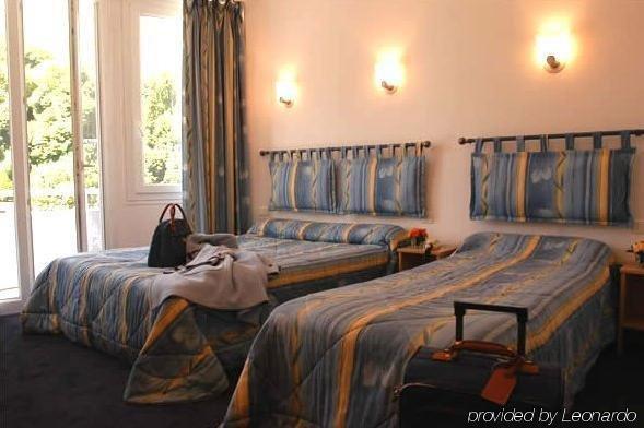 Hotel Esplanade Eden ลูร์ด ห้อง รูปภาพ
