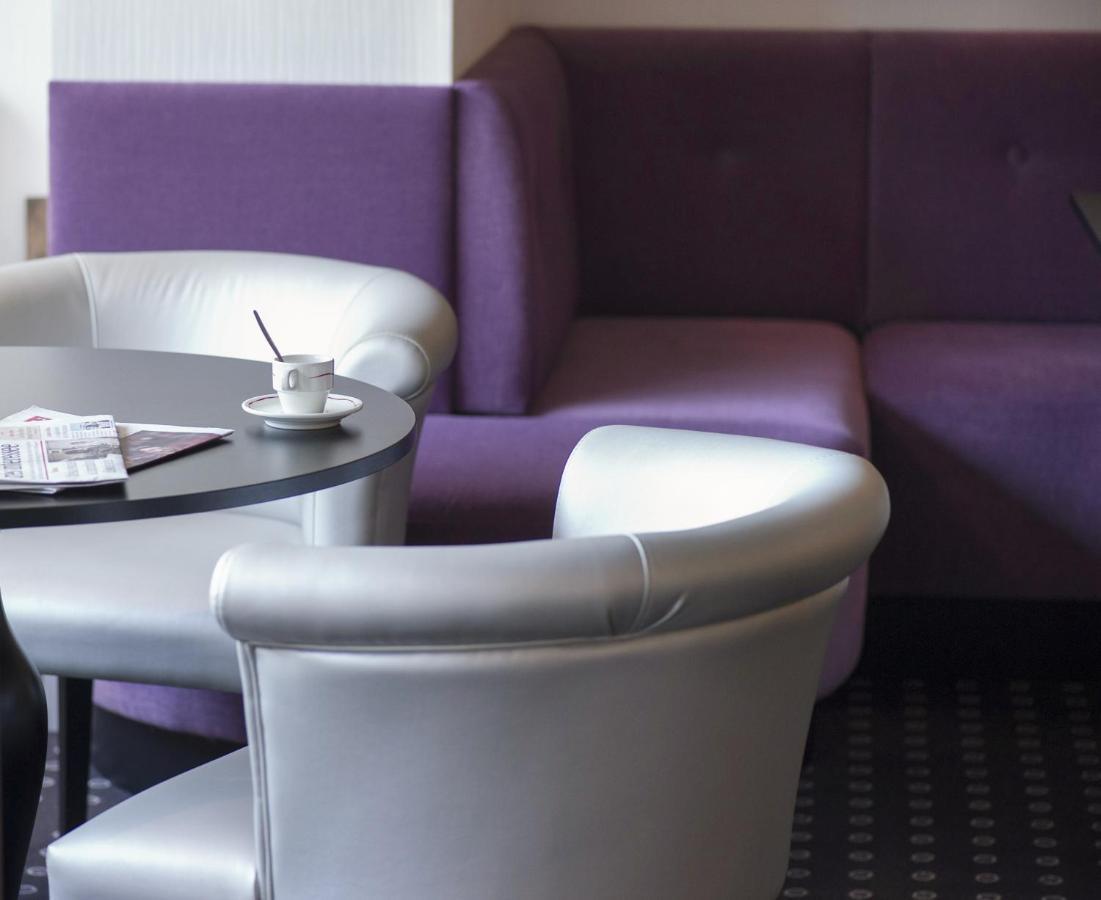 Hotel Esplanade Eden ลูร์ด ภายนอก รูปภาพ