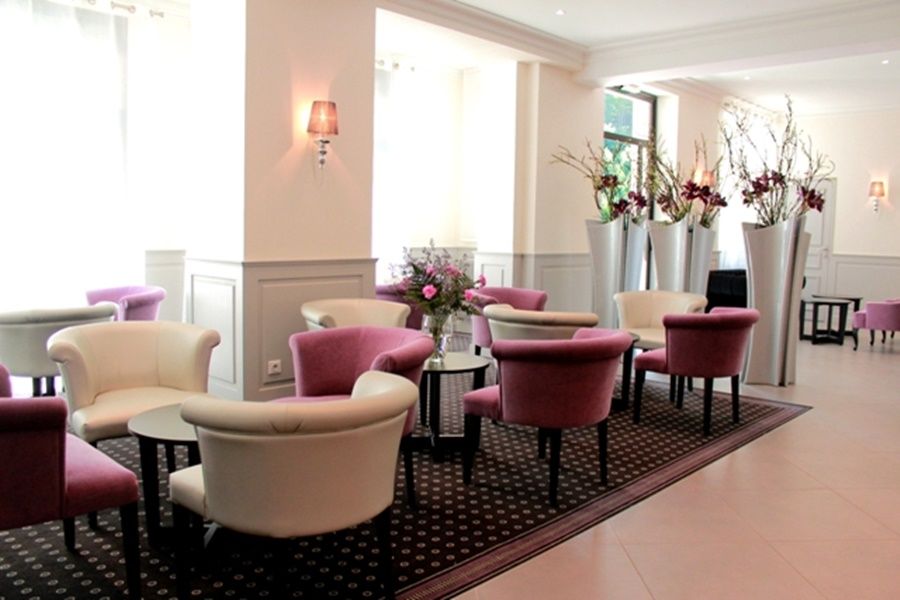 Hotel Esplanade Eden ลูร์ด ภายนอก รูปภาพ
